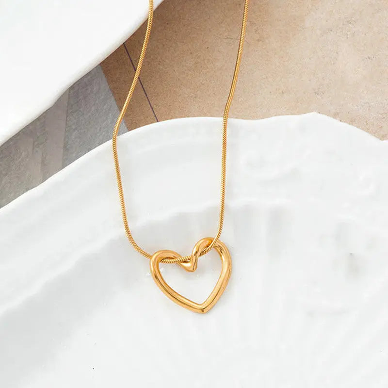 Anti Tarnish Gold Plated Heart Pendant Set Coruscate Jewels