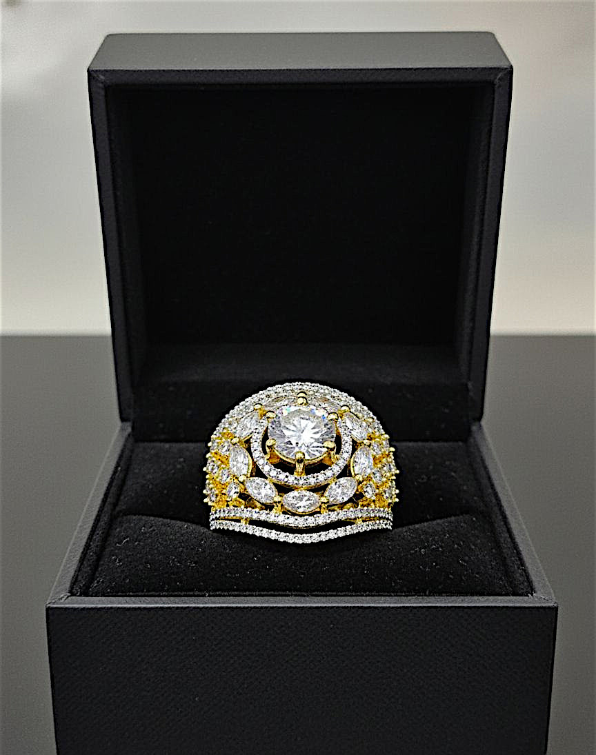 Clear Stone Artificial Finger Ring