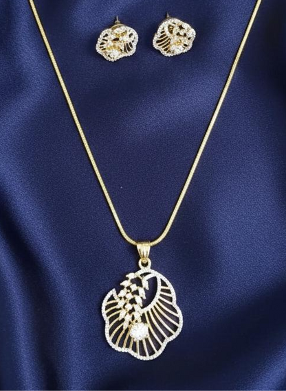 American Diamond Gold Plated Sea Shell Theme Pendant Set