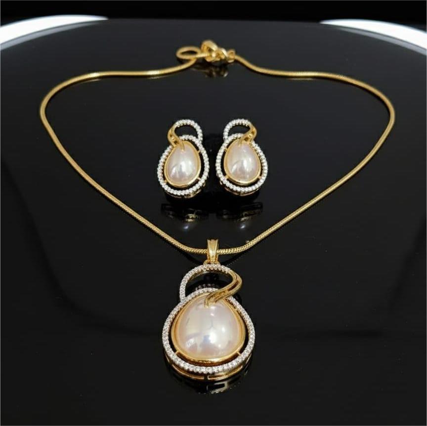 American Diamond Gold Plated Ivory Pearl Pendant Set