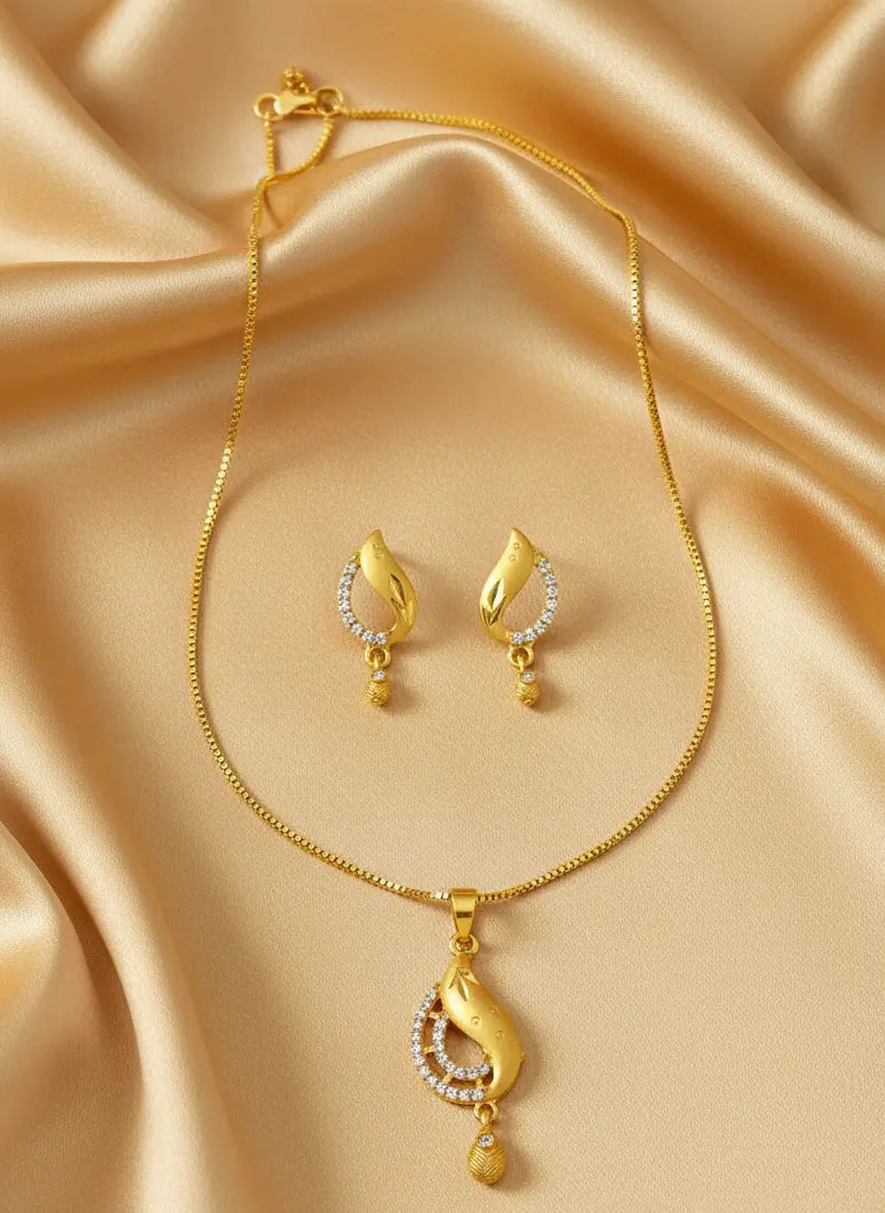 Gold Tone Pendant Set Radiant Swirl Coruscate Jewels