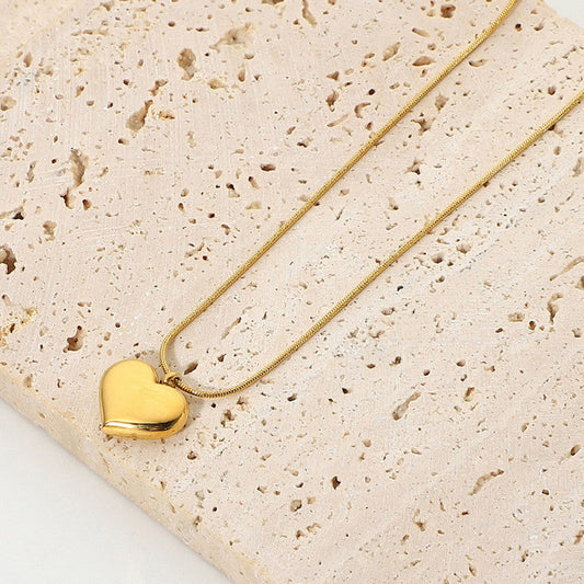 Heart Shape Anti Tarnish Gold Plated Heart Pendant