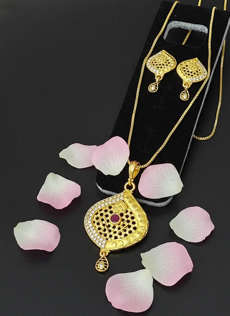 Gold Plated Pendant Set Imperial Ruby Charm Coruscate Jewels
