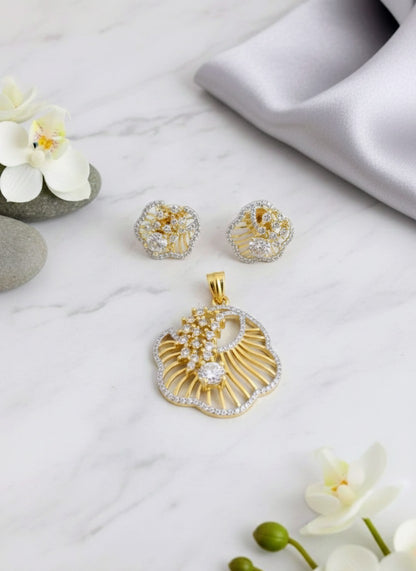 American Diamond Gold Plated Sea Shell Theme Pendant Set