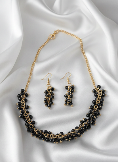 Black Beaded Gold Chain Necklace Set