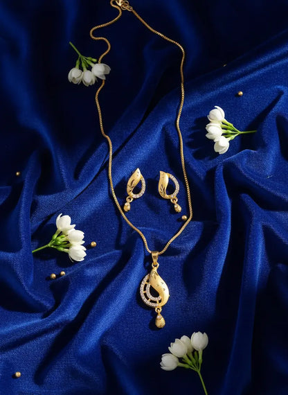 Gold Tone Pendant Set Radiant Swirl Coruscate Jewels