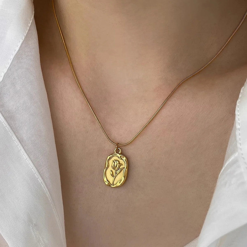 Anti Tarnish Rose Theme Gold Plated Pendant