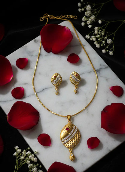 Gold Polish Pendant Set Celestial Ruby Gleam Coruscate Jewels