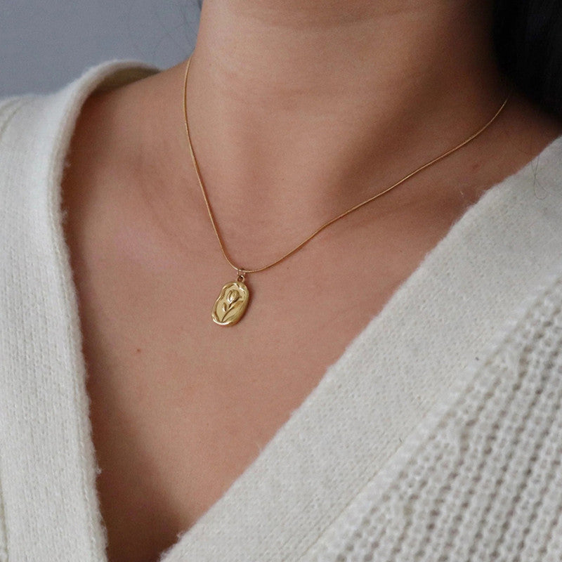 Anti Tarnish Rose Theme Gold Plated Pendant