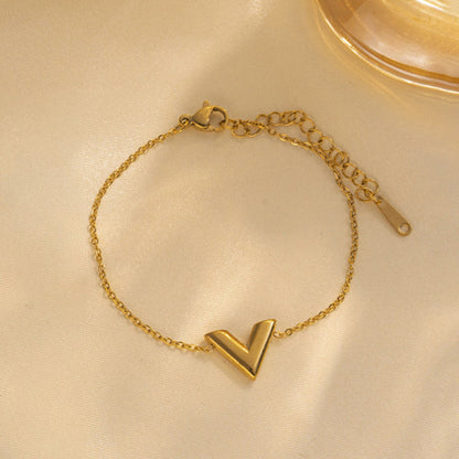 Anti Tarnish Stainless Steel Gold Plated V Shaped Bracelet for Women